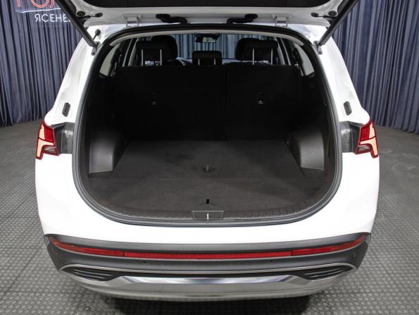 Hyundai Santa Fe IV Рестайлинг с пробегом 2021 года, цена 3 649 000 рублей, 50600 км, внедорожник, Автокод Объявления