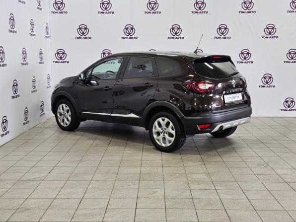 Renault Kaptur I с пробегом 2016 года, цена 982 000 рублей, 191532 км, внедорожник, Автокод Объявления