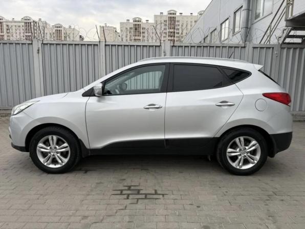 Hyundai ix35 I с пробегом 2013 года, цена 1 295 000 рублей, 131177 км, внедорожник, Автокод Объявления