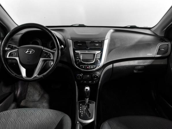 Hyundai Solaris I с пробегом 2013 года, цена 830 000 рублей, 98756 км, седан, Автокод Объявления