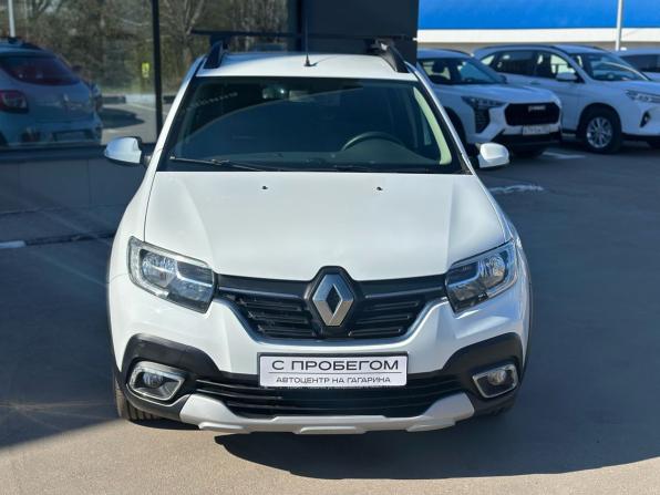 Renault Sandero II Рестайлинг с пробегом 2020 года, цена 1 199 000 рублей, 71630 км, хэтчбек, Автокод Объявления