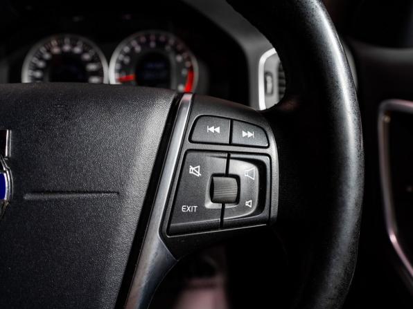 Volvo V60 I с пробегом 2011 года, цена 1 230 000 рублей, 88100 км, универсал, Автокод Объявления