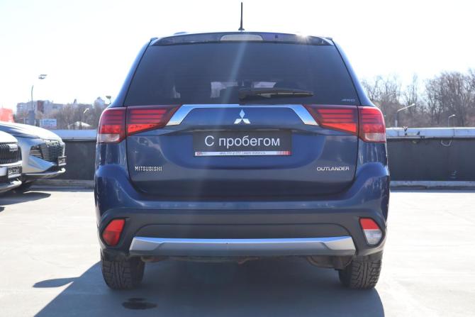 Mitsubishi Outlander III Рестайлинг 2 с пробегом 2015 года, цена 1 299 000 рублей, 265000 км, внедорожник, Автокод Объявления