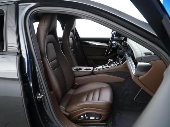 Porsche Panamera II с пробегом 2018 года, цена 7 649 977 рублей, 61900 км, лифтбек, Автокод Объявления