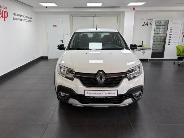 Renault Logan II Рестайлинг с пробегом 2022 года, цена 1 298 000 рублей, 46647 км, седан, Автокод Объявления