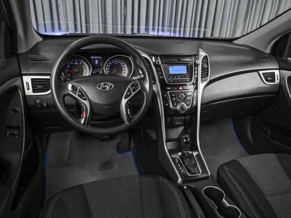 Hyundai i30 II Рестайлинг с пробегом 2015 года, цена 920 000 рублей, 297017 км, хэтчбек, Автокод Объявления