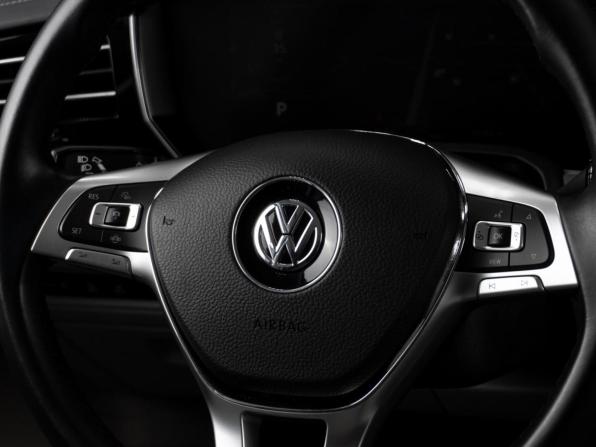 Volkswagen Touareg III с пробегом 2020 года, цена 6 749 000 рублей, 57134 км, внедорожник, Автокод Объявления