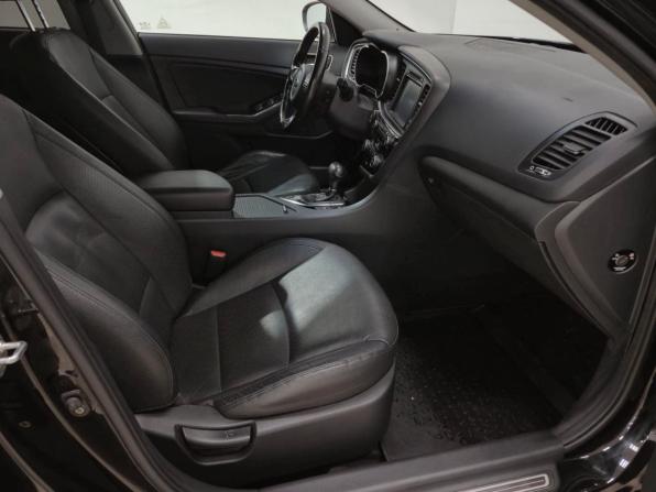 Kia Optima III Рестайлинг с пробегом 2015 года, цена 1 320 000 рублей, 242576 км, седан, Автокод Объявления