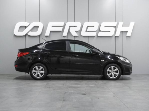 Hyundai Solaris I с пробегом 2013 года, цена 824 000 рублей, 161062 км, седан, Автокод Объявления