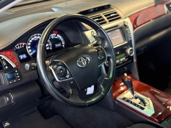 Toyota Camry VII (XV50) с пробегом 2013 года, цена 1 795 000 рублей, 135229 км, седан, Автокод Объявления