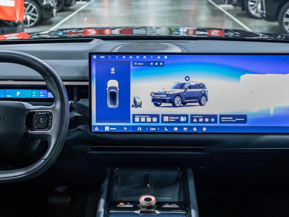 Lynk &amp; Co 900 с пробегом 2025 года, цена 6 990 000 рублей, 25000 км, внедорожник, Автокод Объявления
