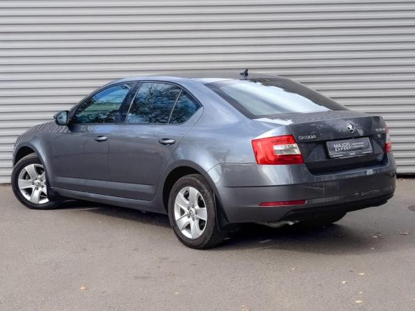 Skoda Octavia III (A7) Рестайлинг с пробегом 2017 года, цена 1 590 000 рублей, 133700 км, лифтбек, Автокод Объявления