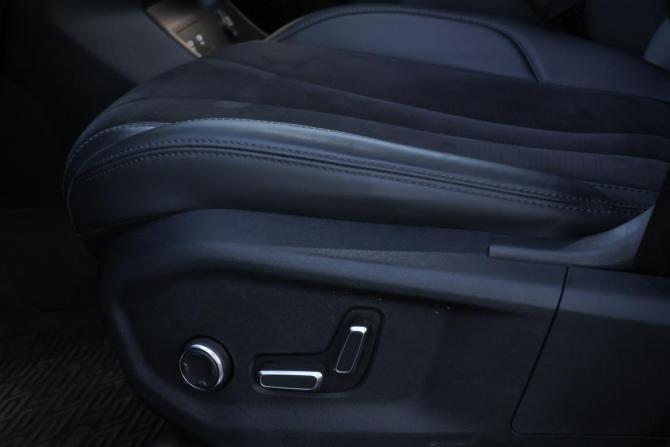 Geely Monjaro I с пробегом 2024 года, цена 3 500 000 рублей, 17990 км, внедорожник, Автокод Объявления