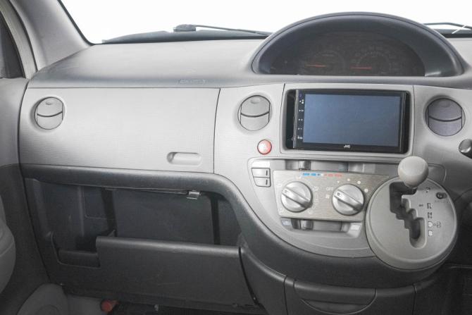Toyota Sienta I Рестайлинг 1 с пробегом 2009 года, цена 599 000 рублей, 299999 км, компактвэн, Автокод Объявления