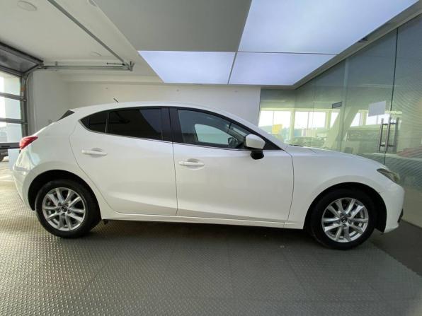 Mazda 3 III (BM) с пробегом 2013 года, цена 1 290 000 рублей, 213057 км, хэтчбек, Автокод Объявления