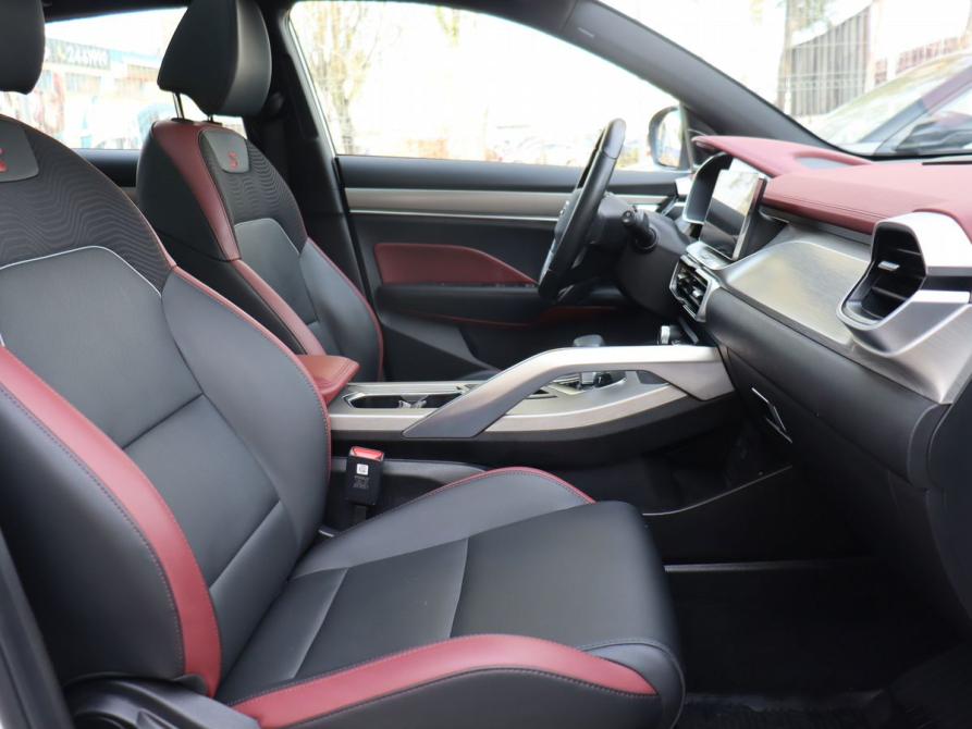 Geely Coolray I Самара  - изображение 11