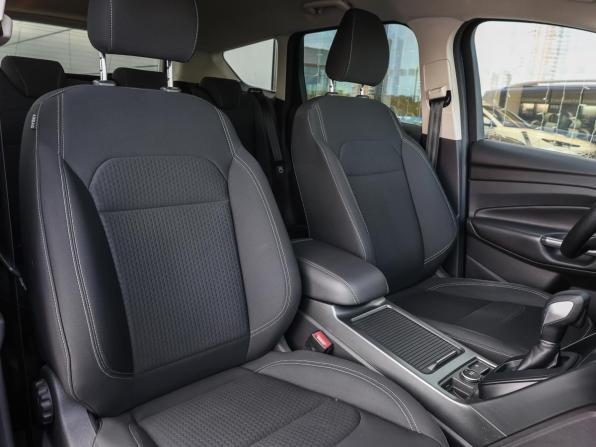 Ford Kuga II Рестайлинг с пробегом 2018 года, цена 1 398 000 рублей, 238784 км, внедорожник, Автокод Объявления