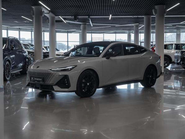 Changan UNI-V I с пробегом 2023 года, цена 2 370 000 рублей, 25248 км, лифтбек, Автокод Объявления