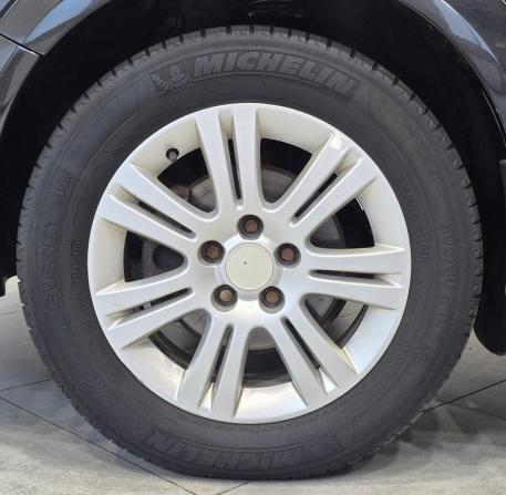 Opel Astra H Рестайлинг с пробегом 2012 года, цена 600 000 рублей, 215000 км, универсал, Автокод Объявления