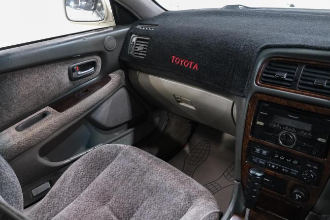 Toyota Mark II VIII (X100) с пробегом 2000 года, цена 699 000 рублей, 320000 км, седан, Автокод Объявления