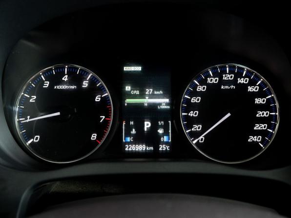 Mitsubishi Outlander III с пробегом 2012 года, цена 1 475 000 рублей, 227000 км, внедорожник, Автокод Объявления