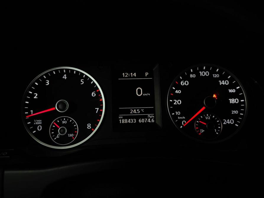 Volkswagen Tiguan I Рестайлинг Москва  - изображение 16