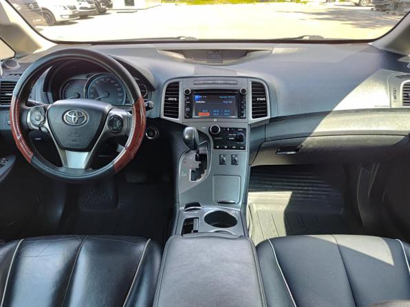 Toyota Venza I Рестайлинг с пробегом 2013 года, цена 2 100 000 рублей, 195012 км, внедорожник, Автокод Объявления