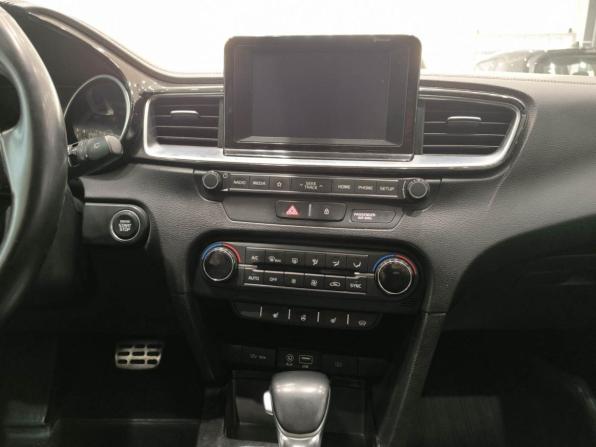 Kia Ceed III с пробегом 2019 года, цена 1 550 000 рублей, 165563 км, хэтчбек, Автокод Объявления