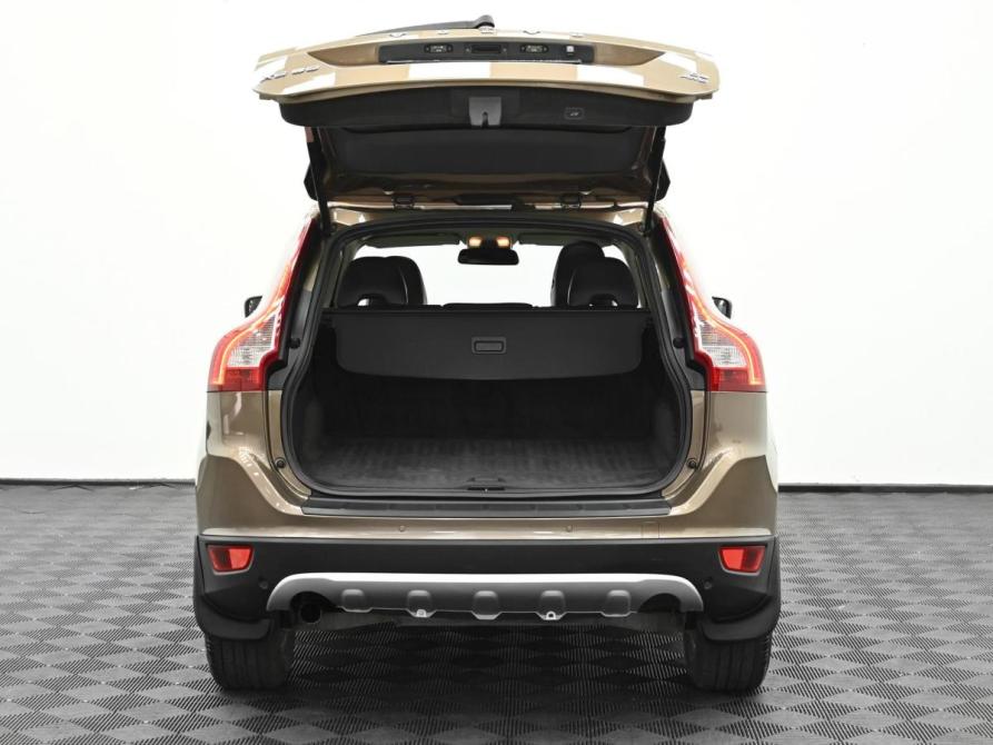 Volvo XC60 I Москва  - изображение 14