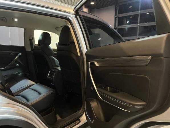 Geely Atlas Pro с пробегом 2023 года, цена 2 050 000 рублей, 47720 км, внедорожник, Автокод Объявления