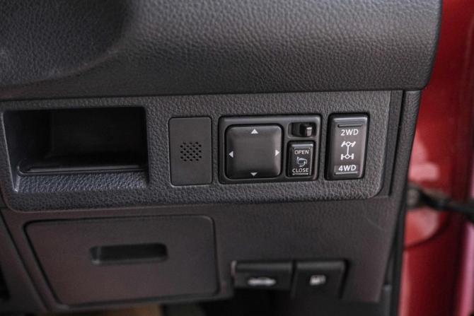 Nissan Tiida I с пробегом 2005 года, цена 449 000 рублей, 262144 км, хэтчбек, Автокод Объявления