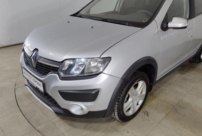 Renault Sandero II с пробегом 2016 года, цена 840 000 рублей, 214200 км, хэтчбек, Автокод Объявления
