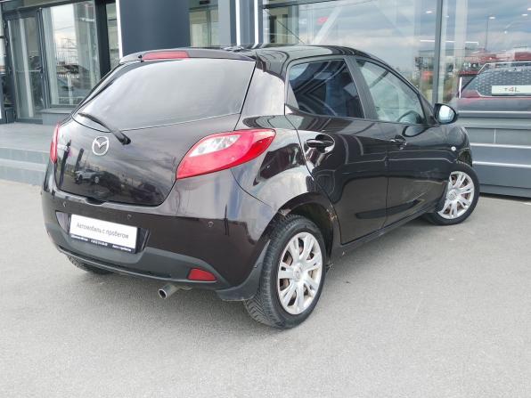 Mazda 2 II Рестайлинг (DE2) с пробегом 2010 года, цена 600 000 рублей, 193000 км, хэтчбек, Автокод Объявления