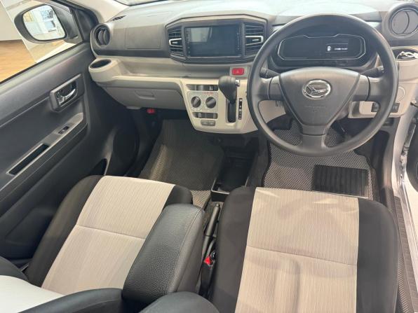 Daihatsu Mira e:S II с пробегом 2021 года, цена 799 000 рублей, 68453 км, хэтчбек, Автокод Объявления