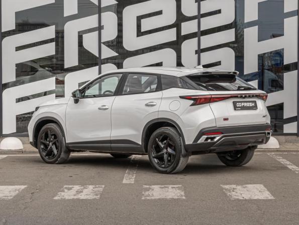 Omoda C5 I с пробегом 2023 года, цена 1 745 000 рублей, 44683 км, внедорожник, Автокод Объявления