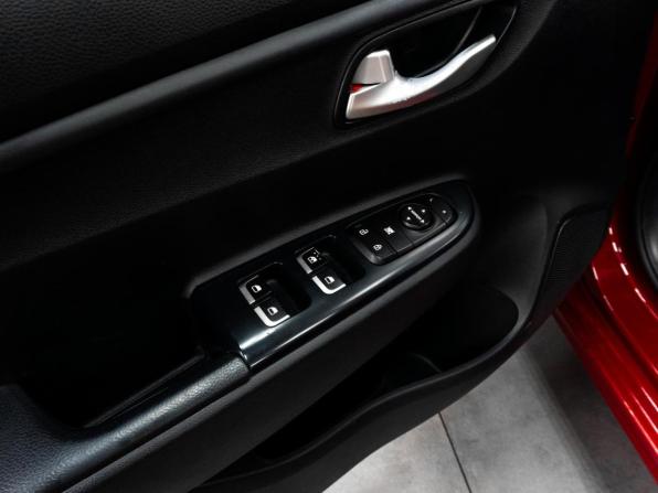 Kia Rio IV Рестайлинг с пробегом 2020 года, цена 1 384 070 рублей, 94517 км, седан, Автокод Объявления