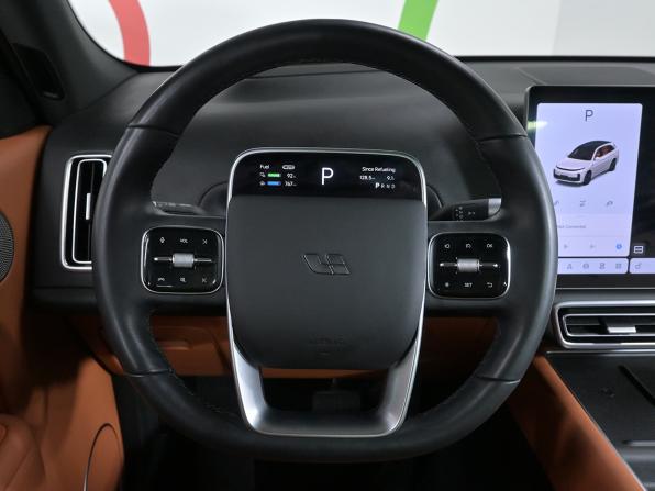Li Auto (Lixiang) L7 I с пробегом 2023 года, цена 6 100 000 рублей, 39500 км, внедорожник, Автокод Объявления
