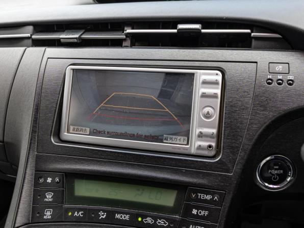 Toyota Prius III (XW30) с пробегом 2011 года, цена 1 365 000 рублей, 175556 км, лифтбек, Автокод Объявления