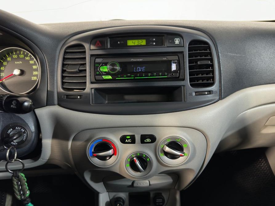 Hyundai Verna II Великий Новгород  - изображение 15
