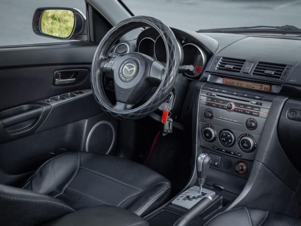 Mazda 3 I (BK) Рестайлинг с пробегом 2007 года, цена 553 500 рублей, 300800 км, седан, Автокод Объявления