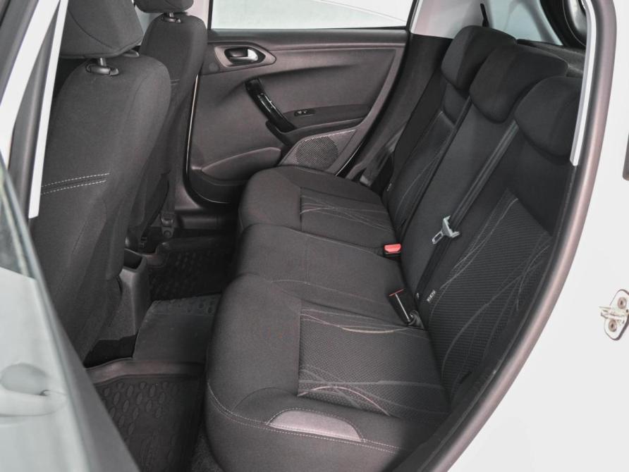 Peugeot 208 I Ростов-на-Дону  - изображение 9