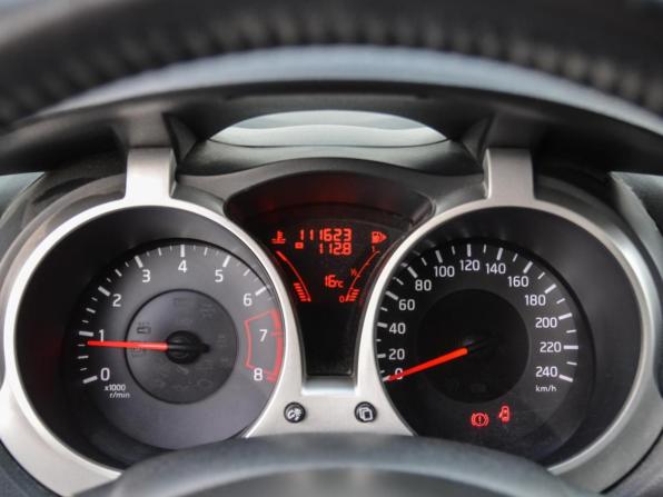 Nissan Juke I с пробегом 2011 года, цена 1 108 000 рублей, 111615 км, внедорожник, Автокод Объявления