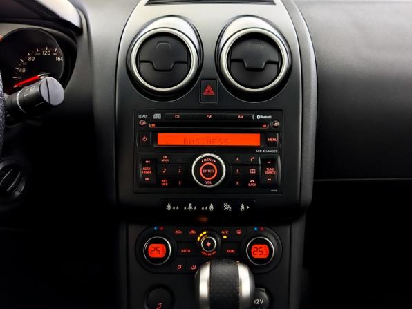 Nissan Qashqai I с пробегом 2008 года, цена 1 040 000 рублей, 121861 км, внедорожник, Автокод Объявления