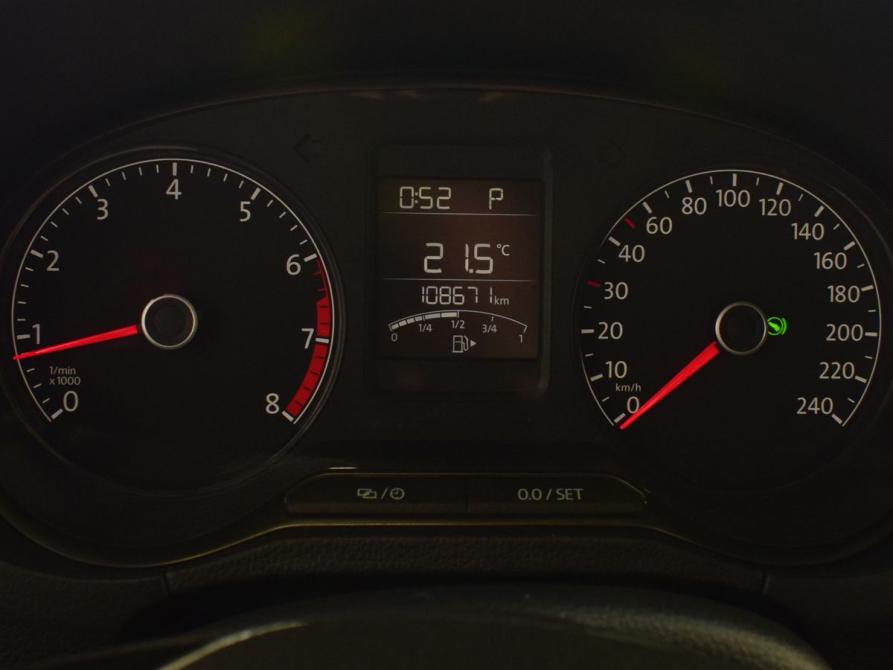 Volkswagen Polo V Рестайлинг Кемерово  - изображение 11