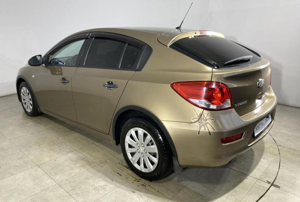 Chevrolet Cruze I Рестайлинг Саранск  - изображение 6