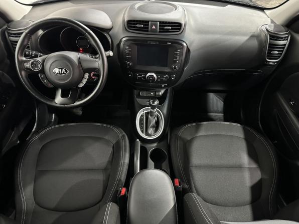 Kia Soul II Рестайлинг с пробегом 2019 года, цена 1 635 000 рублей, 23981 км, хэтчбек, Автокод Объявления