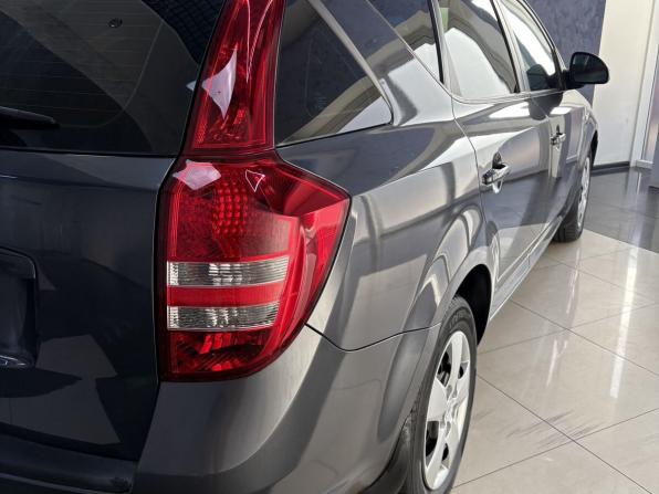 Kia Ceed I с пробегом 2008 года, цена 735 000 рублей, 222361 км, универсал, Автокод Объявления