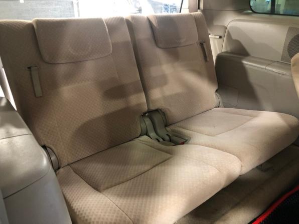 Toyota ISis I с пробегом 2004 года, цена 695 000 рублей, 280000 км, минивэн, Автокод Объявления