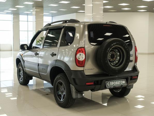 Chevrolet Niva I Рестайлинг с пробегом 2009 года, цена 252 000 рублей, 285992 км, внедорожник, Автокод Объявления