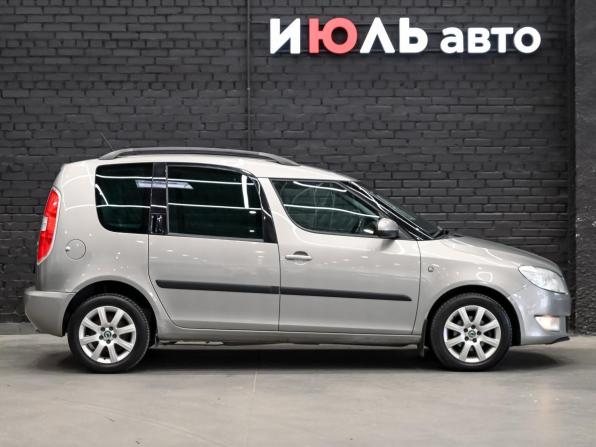 Skoda Roomster I Рестайлинг с пробегом 2012 года, цена 680 000 рублей, 154376 км, минивэн, Автокод Объявления